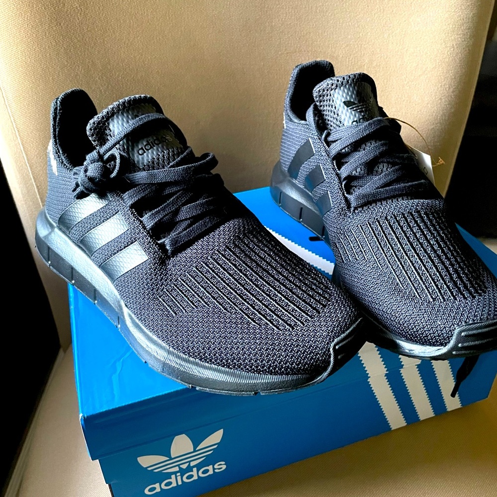Brand NEW Adidas Swift Run Shoes NEVER WORN. Comes with Box. All Black.
